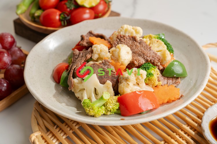 Thành phẩm món ăn bò xào rau củ thơm ngon đẹp mắt Thành phẩm món ăn bò xào rau củ thơm ngon đẹp mắt