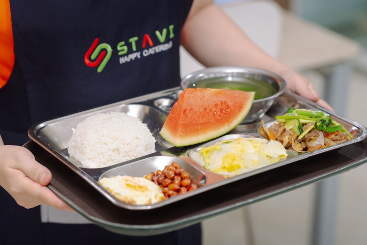 Meals must be nutritious and always fresh and tasty Meals must be nutritious and always fresh and tasty