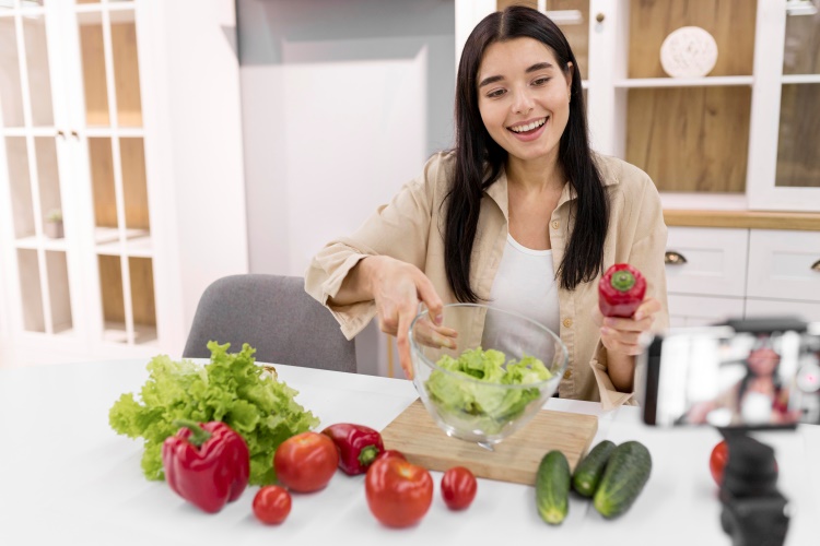 Eating plays an extremely important role in everyone’s health Eating plays an extremely important role in everyone’s health