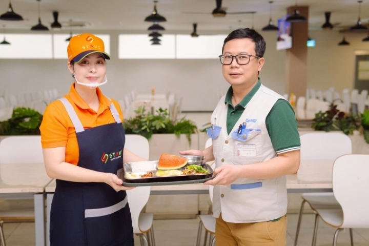 Một suất ăn đầy đủ các nhóm dưỡng chất của Stavi