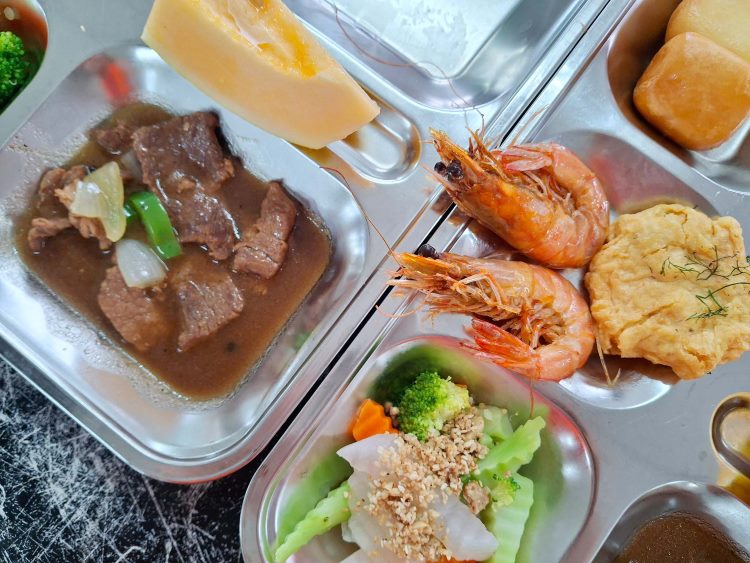 为客户设计的餐食菜单灵活多变,契合各单位的特点 为客户设计的餐食菜单灵活多变,契合各单位的特点