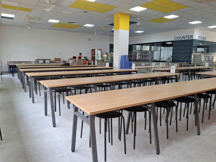The kitchen of a school that STAVI currently supplies meals to The kitchen of a school that STAVI currently supplies meals to