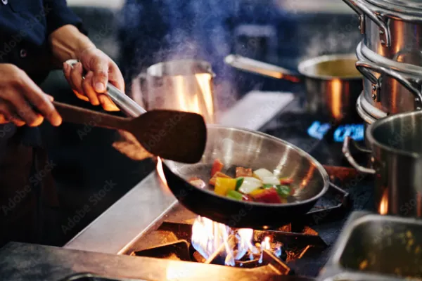 What Dishes Are on the 40K Industrial Catering Menu, and How Good Are They?