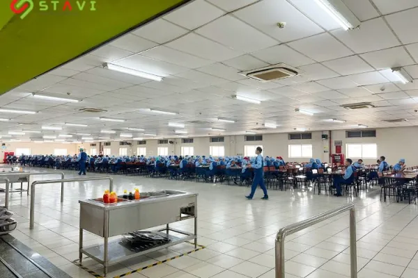 STAVI - Đơn vị cung cấp suất ăn công nghiệp tại Thanh Hóa uy tín
