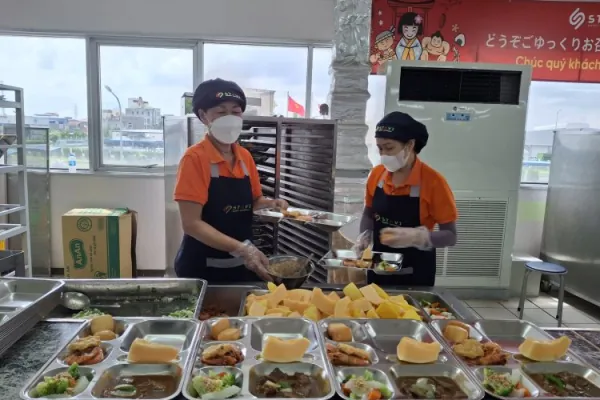 STAVI – Đơn vị cung cấp suất ăn công nghiệp uy tín tại Việt Trì, Phú Thọ