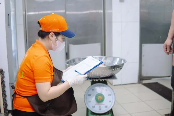 Cách bảo quản thực phẩm an toàn cho bếp ăn công nghiệp